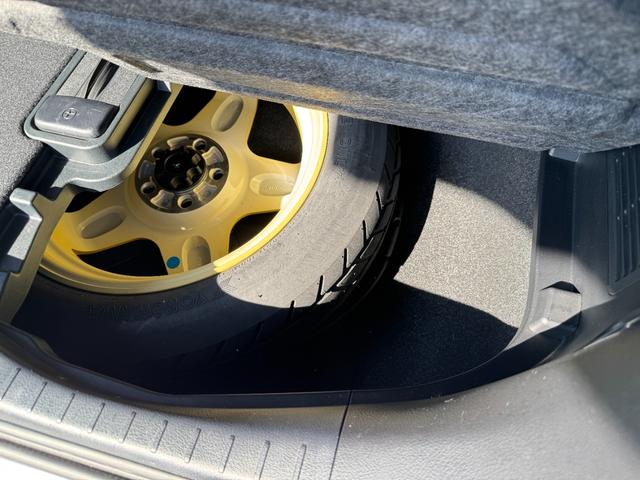 アルファード 2.5S Cパッケージ モデリスタエアロ 後席モニター サンルーフ デジタルインナーミラー 純正ディスプレイオーディオナビ フルセグTV CD/DVD ブラインドスポットモニター バックモニター スペアタイヤ シートヒーター(75枚目)