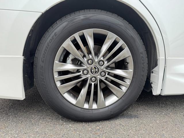 アルファードハイブリッド Ｚ　１３．２型後席モニター　デジタルインナーミラー　左右独立ムーンルーフ　パノラミックビューモニター　ブラインドスポットモニター　トヨタチームメイト　アドバンストパーク　ドライブレコーダー　フルセグＴＶ（26枚目）