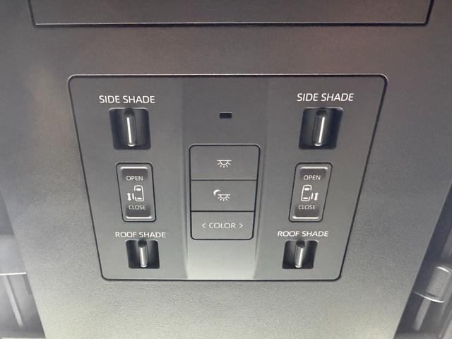 アルファードハイブリッド Ｚ　１３．２型後席モニター　デジタルインナーミラー　左右独立ムーンルーフ　パノラミックビューモニター　ブラインドスポットモニター　トヨタチームメイト　アドバンストパーク　ドライブレコーダー　フルセグＴＶ（65枚目）