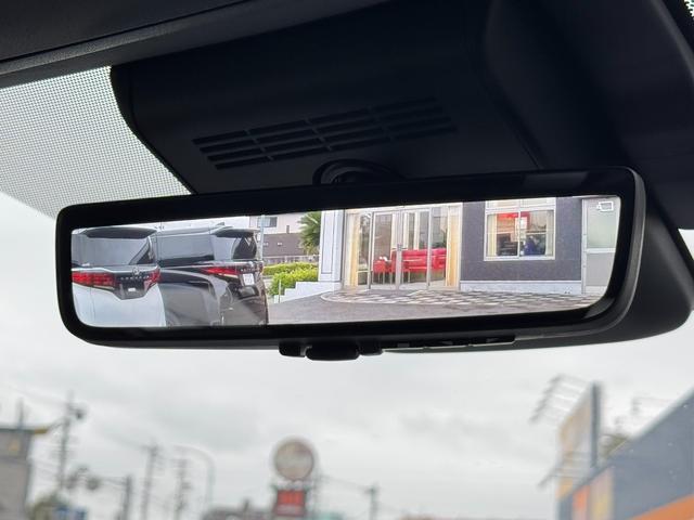 アルファードハイブリッド Ｚ　１３．２型後席モニター　左右独立ムーンルーフ　デジタルインナーミラー　スペアタイヤ　パノラミックビューモニター　アドバンストパーク　ヘッドアップディスプレイ　ブラインドスポットモニター　ＡＣ１００Ｖ（3枚目）