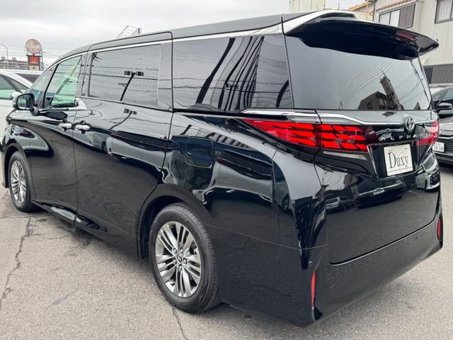 アルファードハイブリッド Ｚ　１３．２型後席モニター　左右独立ムーンルーフ　デジタルインナーミラー　スペアタイヤ　パノラミックビューモニター　アドバンストパーク　ヘッドアップディスプレイ　ブラインドスポットモニター　ＡＣ１００Ｖ（15枚目）