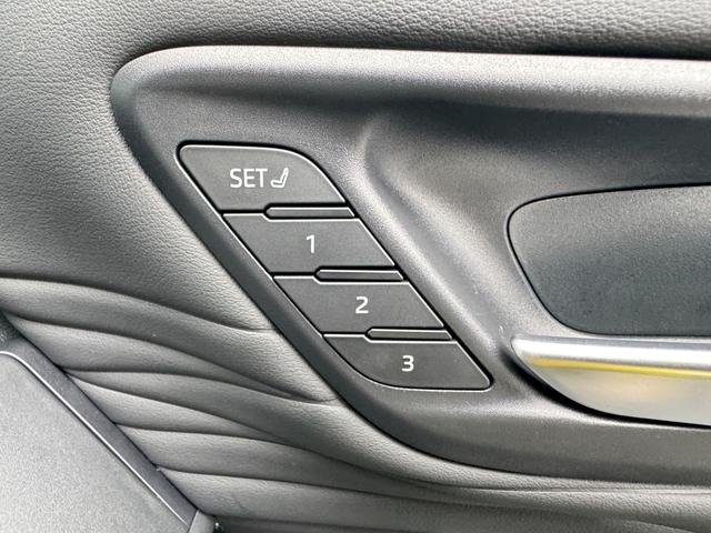 アルファードハイブリッド Ｚ　１３．２型後席モニター　左右独立ムーンルーフ　デジタルインナーミラー　スペアタイヤ　パノラミックビューモニター　アドバンストパーク　ヘッドアップディスプレイ　ブラインドスポットモニター　ＡＣ１００Ｖ（28枚目）