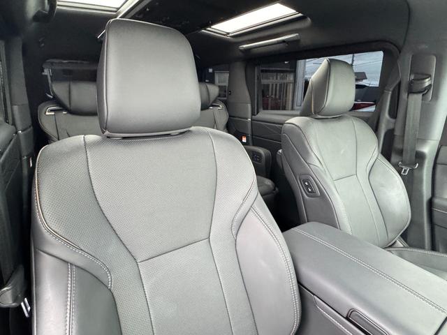 アルファードハイブリッド Ｚ　１３．２型後席モニター　左右独立ムーンルーフ　デジタルインナーミラー　スペアタイヤ　パノラミックビューモニター　アドバンストパーク　ヘッドアップディスプレイ　ブラインドスポットモニター　ＡＣ１００Ｖ（29枚目）