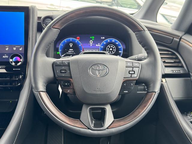 アルファードハイブリッド Ｚ　１３．２型後席モニター　左右独立ムーンルーフ　デジタルインナーミラー　スペアタイヤ　パノラミックビューモニター　アドバンストパーク　ヘッドアップディスプレイ　ブラインドスポットモニター　ＡＣ１００Ｖ（37枚目）