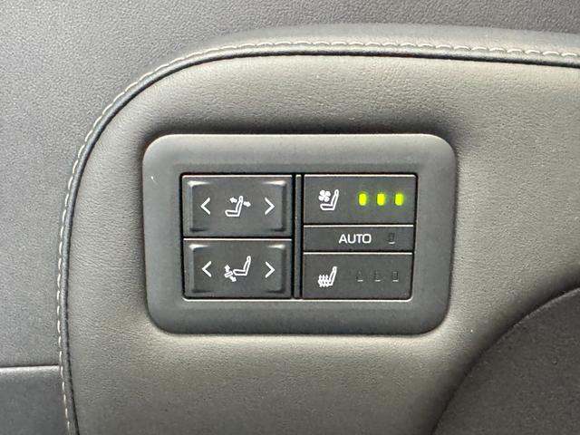 アルファードハイブリッド Ｚ　１３．２型後席モニター　左右独立ムーンルーフ　デジタルインナーミラー　スペアタイヤ　パノラミックビューモニター　アドバンストパーク　ヘッドアップディスプレイ　ブラインドスポットモニター　ＡＣ１００Ｖ（64枚目）