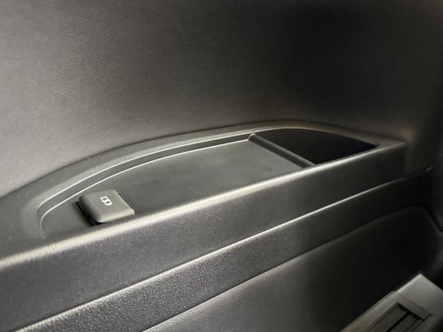 アルファードハイブリッド Ｚ　１３．２型後席モニター　左右独立ムーンルーフ　デジタルインナーミラー　スペアタイヤ　パノラミックビューモニター　アドバンストパーク　ヘッドアップディスプレイ　ブラインドスポットモニター　ＡＣ１００Ｖ（71枚目）