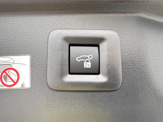 アルファードハイブリッド Ｚ　１３．２型後席モニター　左右独立ムーンルーフ　デジタルインナーミラー　スペアタイヤ　パノラミックビューモニター　アドバンストパーク　ヘッドアップディスプレイ　ブラインドスポットモニター　ＡＣ１００Ｖ（73枚目）