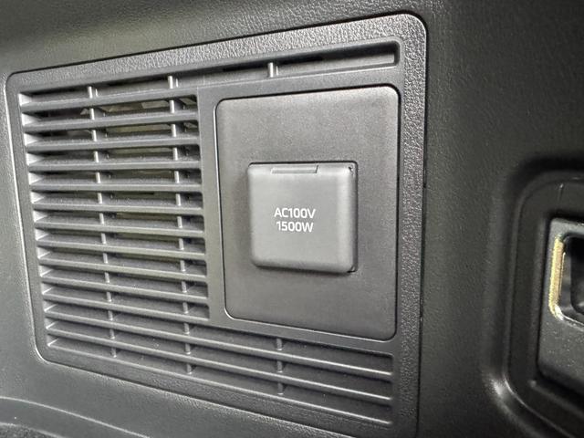 アルファードハイブリッド Ｚ　１３．２型後席モニター　左右独立ムーンルーフ　デジタルインナーミラー　スペアタイヤ　パノラミックビューモニター　アドバンストパーク　ヘッドアップディスプレイ　ブラインドスポットモニター　ＡＣ１００Ｖ（76枚目）