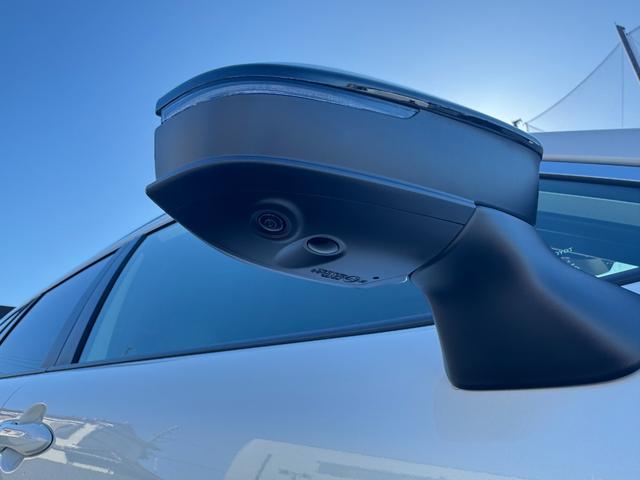 カローラクロス ハイブリッド　Ｚ　改後　パノラマルーフ　寒冷地仕様　パノラミックビューモニター　ブラインドスポットモニター　アドバンストパーク　ステアリングヒーター　１０．５インチディスプレイナビ　フルセグＴＶ　ドライブレコーダー（23枚目）