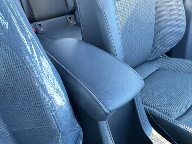 カローラクロス ハイブリッド　Ｚ　改後　パノラマルーフ　寒冷地仕様　パノラミックビューモニター　ブラインドスポットモニター　アドバンストパーク　ステアリングヒーター　１０．５インチディスプレイナビ　フルセグＴＶ　ドライブレコーダー（46枚目）