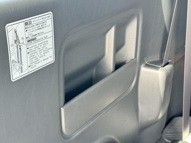 ハイエースバン ロングスーパーGL ダークプライムS 純正アルミホール パノラミックビューモニターカメラ デジタルインナーミラー フロントドアスカフプレート LEDヘッド 両側電動パワースライド アクセサリーコンセント フェンダーミラー 特別仕様車(73枚目)
