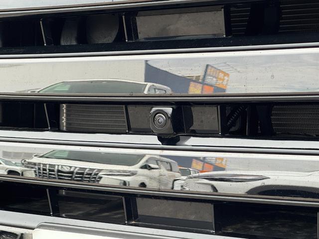 【全周囲カメラ】全周囲カメラがついているので駐車が苦手の方でも安心して後退可能です！ガイドラインも表示されます！クリアランスソナーと合わせて、カメラと音で周囲を確認しながら駐車が可能となっております！