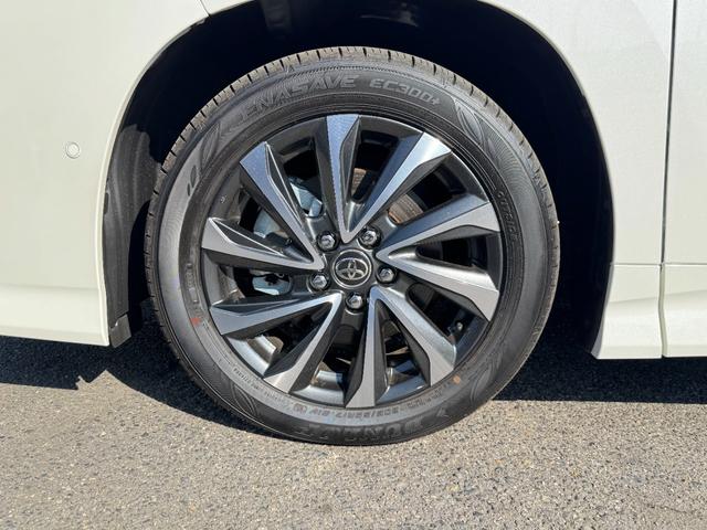 ヴォクシー ハイブリッドＳ－Ｚ　【即納！快適利便パッケージＨｉ】パノラミックビューモニター　アドバンストパーク　三眼ＬＥＤヘッドライト　パワーバックドア　ＣＤ／ＤＶＤデッキ　フルセグＴＶ　１０．５ＤＡＰｌｕｓ　ＨＤＭＩ　シートヒータ（28枚目）