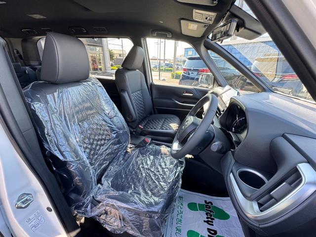 ヴォクシー ハイブリッドＳ－Ｚ　【即納！快適利便パッケージＨｉ】パノラミックビューモニター　アドバンストパーク　三眼ＬＥＤヘッドライト　パワーバックドア　ＣＤ／ＤＶＤデッキ　フルセグＴＶ　１０．５ＤＡＰｌｕｓ　ＨＤＭＩ　シートヒータ（31枚目）