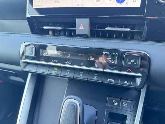 ヴォクシー ハイブリッドＳ－Ｚ　【即納！快適利便パッケージＨｉ】パノラミックビューモニター　アドバンストパーク　三眼ＬＥＤヘッドライト　パワーバックドア　ＣＤ／ＤＶＤデッキ　フルセグＴＶ　１０．５ＤＡＰｌｕｓ　ＨＤＭＩ　シートヒータ（41枚目）