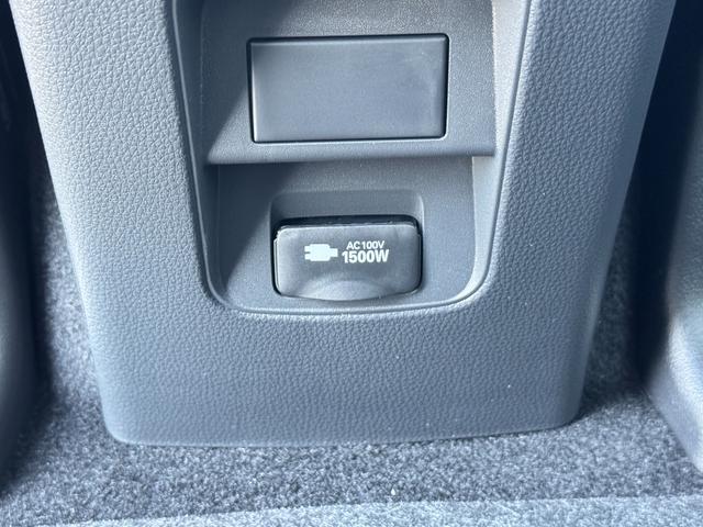 ヴォクシー ハイブリッドＳ－Ｚ　【即納！快適利便パッケージＨｉ】パノラミックビューモニター　アドバンストパーク　三眼ＬＥＤヘッドライト　パワーバックドア　ＣＤ／ＤＶＤデッキ　フルセグＴＶ　１０．５ＤＡＰｌｕｓ　ＨＤＭＩ　シートヒータ（72枚目）