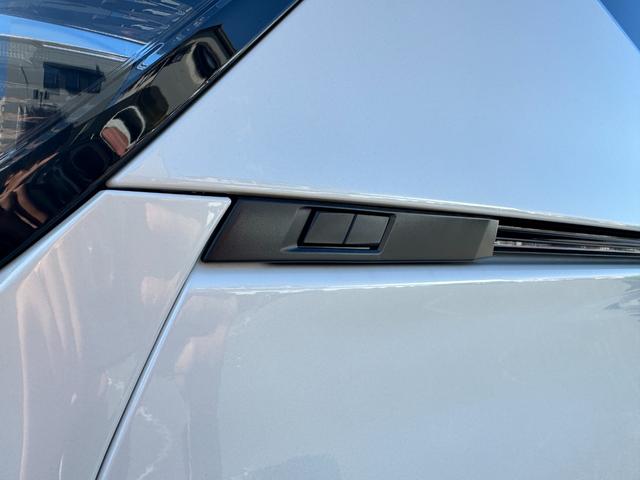 ヴォクシー ハイブリッドＳ－Ｚ　【即納！快適利便パッケージＨｉ】パノラミックビューモニター　アドバンストパーク　三眼ＬＥＤヘッドライト　パワーバックドア　ＣＤ／ＤＶＤデッキ　フルセグＴＶ　１０．５ＤＡＰｌｕｓ　ＨＤＭＩ　シートヒータ（75枚目）