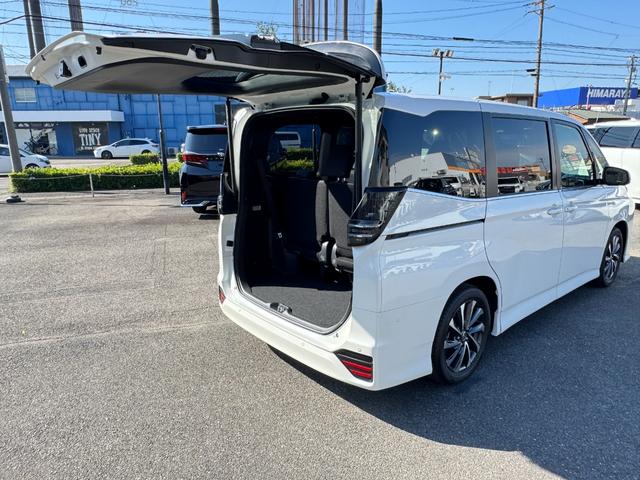 ヴォクシー ハイブリッドＳ－Ｚ　【即納！快適利便パッケージＨｉ】パノラミックビューモニター　アドバンストパーク　三眼ＬＥＤヘッドライト　パワーバックドア　ＣＤ／ＤＶＤデッキ　フルセグＴＶ　１０．５ＤＡＰｌｕｓ　ＨＤＭＩ　シートヒータ（76枚目）