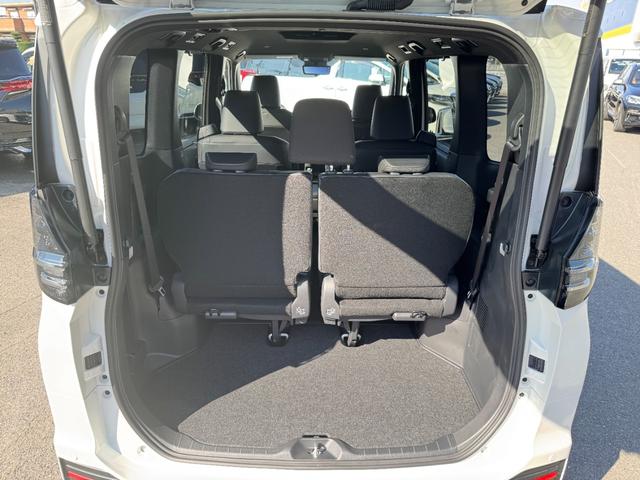 ヴォクシー ハイブリッドＳ－Ｚ　【即納！快適利便パッケージＨｉ】パノラミックビューモニター　アドバンストパーク　三眼ＬＥＤヘッドライト　パワーバックドア　ＣＤ／ＤＶＤデッキ　フルセグＴＶ　１０．５ＤＡＰｌｕｓ　ＨＤＭＩ　シートヒータ（77枚目）