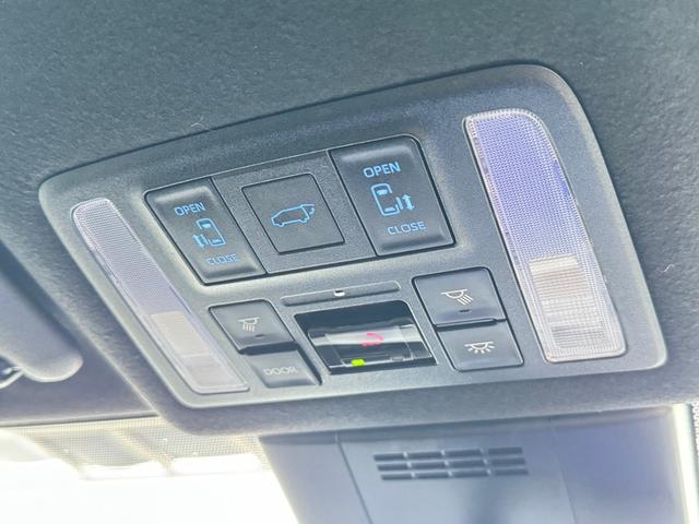ヴォクシー ハイブリッドS-Z カイテキ利便パッケージ 改後 デジタルインナーミラー ヘッドアップディスプレイ トヨタチームメイト 10.5インチDA 三眼LEDヘッドライト パノラミックビューモニター ブラインドスポットモニター(23枚目)