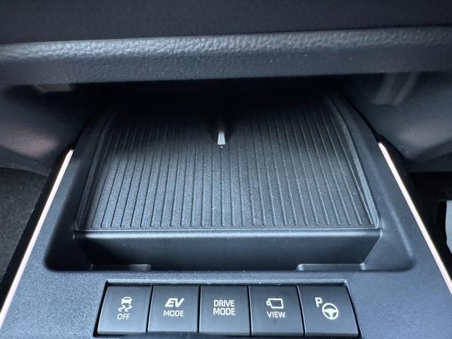 カローラクロス ハイブリッド Z パノラマルーフ パノラミックビューモニター パワーバックドア トヨタチームメイト アドバンストパーク ブラインドスポットモニター アダクティブハイビーム スペアタイヤ ドライブレコーダー シートヒータ(44枚目)