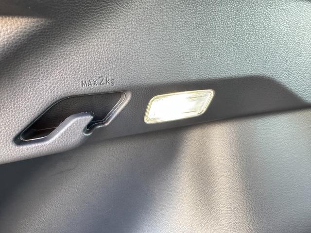 カローラクロス ハイブリッド Z パノラマルーフ パノラミックビューモニター パワーバックドア トヨタチームメイト アドバンストパーク ブラインドスポットモニター アダクティブハイビーム スペアタイヤ ドライブレコーダー シートヒータ(74枚目)