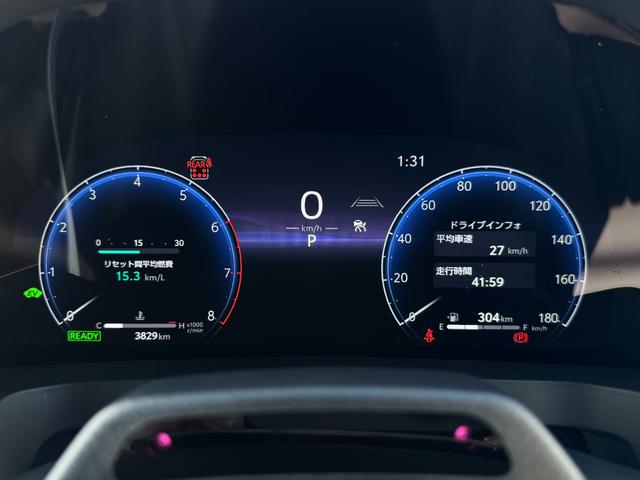 ヴェルファイアハイブリッド Ｚ　プレミア　１３．２型後席モニター　ユニバーサルステップ　左右独立ムーンルーフ　パノラミックビューモニター　トヨタチームメイト　アドバンストパーク　ブラインドスポットモニター　１４インチナビ　　８ｃｈスピーカー（55枚目）