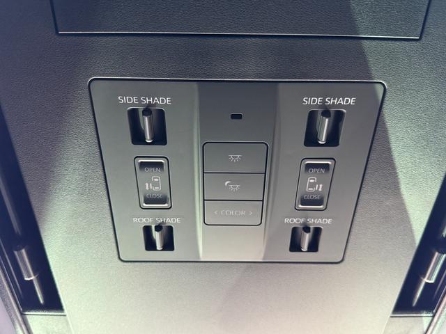 ヴェルファイアハイブリッド Ｚ　プレミア　１３．２型後席モニター　ユニバーサルステップ　左右独立ムーンルーフ　パノラミックビューモニター　トヨタチームメイト　アドバンストパーク　ブラインドスポットモニター　１４インチナビ　　８ｃｈスピーカー（67枚目）