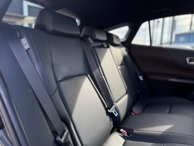 ハリアーハイブリッド Ｚ　レザーパッケージ　モデリスタエアロ　Ｆガーニッシュ　ＪＢＬサウンドシステム　パノラミックビューモニター　デジタルインナーミラー　モデリスタミラーガーニッシュ　ブラインドスポットモニター　シートヒーター＆ベンチレーション（42枚目）