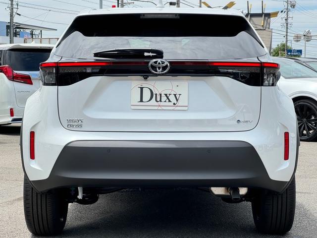 ヤリスクロス ハイブリッドＺ　パノラミックビューモニター　トヨタチームメイト　アドバンストパーク　純正ディスプレイオーディオ　フルセグＴＶ　ＥＴＣ２．０　ブラインドスポットモニター　ハンズフリーパワーバックドア　ＬＥＤヘッドライト（17枚目）