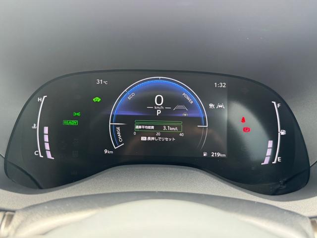 ヤリスクロス ハイブリッドＺ　パノラミックビューモニター　トヨタチームメイト　アドバンストパーク　純正ディスプレイオーディオ　フルセグＴＶ　ＥＴＣ２．０　ブラインドスポットモニター　ハンズフリーパワーバックドア　ＬＥＤヘッドライト（35枚目）