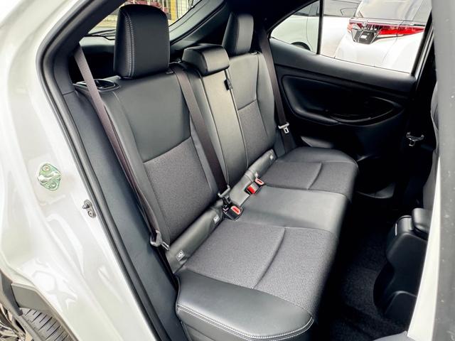 ヤリスクロス ハイブリッドＺ　パノラミックビューモニター　トヨタチームメイト　アドバンストパーク　純正ディスプレイオーディオ　フルセグＴＶ　ＥＴＣ２．０　ブラインドスポットモニター　ハンズフリーパワーバックドア　ＬＥＤヘッドライト（54枚目）