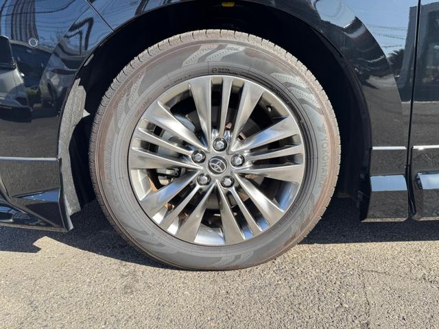 アルファードハイブリッド Ｚ　モデリスタエアロ　１３．２型有機ＥＬ後席モニター　シグネチャーイルミ　トヨタチームメイト　デジタルインナーミラー　アドバンストパーク　パノラミックビューモニター　ワイヤレス充電　ＨＵＤ　ＢＳＭ　ＥＴＣ（28枚目）