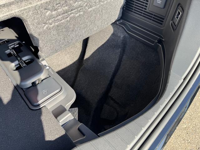 アルファードハイブリッド Ｚ　モデリスタエアロ　１３．２型有機ＥＬ後席モニター　シグネチャーイルミ　トヨタチームメイト　デジタルインナーミラー　アドバンストパーク　パノラミックビューモニター　ワイヤレス充電　ＨＵＤ　ＢＳＭ　ＥＴＣ（79枚目）