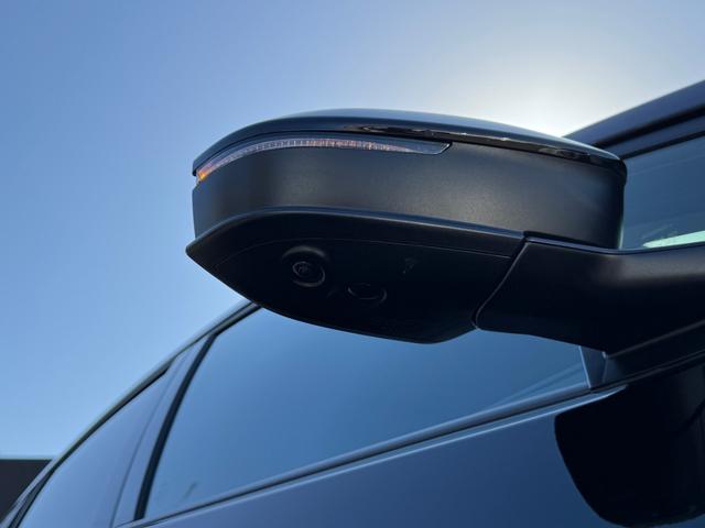 プリウス Ｚ　デジタルミラー　黒内装　１２．３インチディスプレイオーディオ　パノラミックビューモニタ　アドバンストパーク　ワイヤレス充電　ベンチレーション　シートヒーター　ステアリングヒーター　パワーバックドア（27枚目）