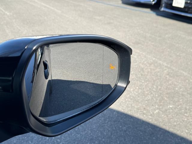 プリウス Ｚ　デジタルミラー　黒内装　１２．３インチディスプレイオーディオ　パノラミックビューモニタ　アドバンストパーク　ワイヤレス充電　ベンチレーション　シートヒーター　ステアリングヒーター　パワーバックドア（29枚目）