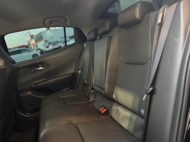 プリウス Ｚ　デジタルミラー　黒内装　１２．３インチディスプレイオーディオ　パノラミックビューモニタ　アドバンストパーク　ワイヤレス充電　ベンチレーション　シートヒーター　ステアリングヒーター　パワーバックドア（37枚目）