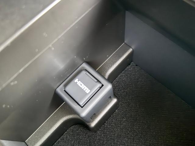 プリウス Ｚ　デジタルミラー　黒内装　１２．３インチディスプレイオーディオ　パノラミックビューモニタ　アドバンストパーク　ワイヤレス充電　ベンチレーション　シートヒーター　ステアリングヒーター　パワーバックドア（56枚目）