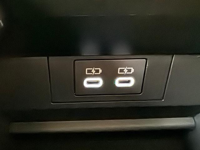 プリウス Ｚ　デジタルミラー　黒内装　１２．３インチディスプレイオーディオ　パノラミックビューモニタ　アドバンストパーク　ワイヤレス充電　ベンチレーション　シートヒーター　ステアリングヒーター　パワーバックドア（57枚目）