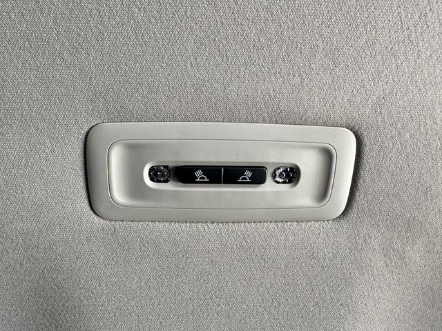 プリウス Ｚ　デジタルミラー　黒内装　１２．３インチディスプレイオーディオ　パノラミックビューモニタ　アドバンストパーク　ワイヤレス充電　ベンチレーション　シートヒーター　ステアリングヒーター　パワーバックドア（68枚目）