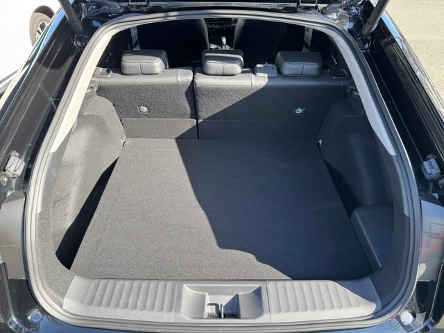 プリウス Ｚ　デジタルミラー　黒内装　１２．３インチディスプレイオーディオ　パノラミックビューモニタ　アドバンストパーク　ワイヤレス充電　ベンチレーション　シートヒーター　ステアリングヒーター　パワーバックドア（72枚目）