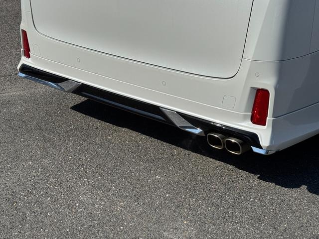 アルファード ２．５Ｓ　Ｃパッケージ　モデリスタエアロ　後席モニター　サンルーフ　デジタルインナーミラー　純正ディスプレイオーディオナビ　フルセグＴＶ　ＣＤ／ＤＶＤ　ブラインドスポットモニター　バックモニター　スペアタイヤ　シートヒーター（21枚目）