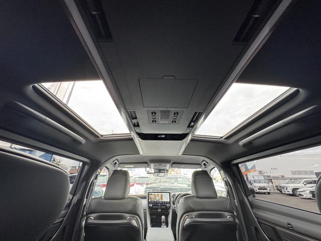 アルファードハイブリッド Z 13.2型後席モニター デジタルインナーミラー 左右独立ムーンルーフ パノラミックビューモニター ブラインドスポットモニター トヨタチームメイト アドバンストパーク ドライブレコーダー フルセグTV(5枚目)