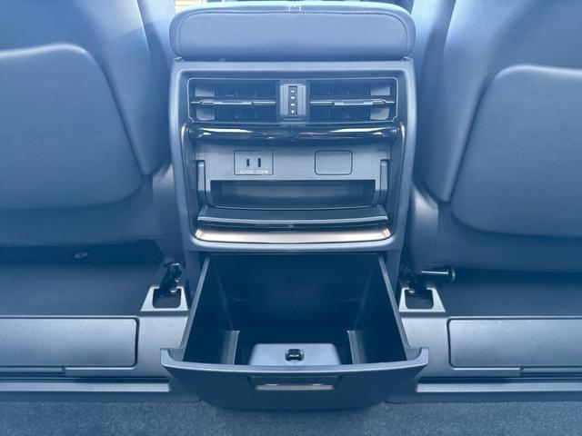 アルファードハイブリッド Z モデリスタエアロ 13.2型有機EL後席モニター シグネチャーイルミ トヨタチームメイト デジタルインナーミラー アドバンストパーク パノラミックビューモニター ワイヤレス充電 HUD BSM ETC(67枚目)