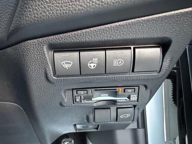 カローラクロス GRスポーツ 登録済未使用車 電動リアゲート パノラマルーフ アダプティブハイビーム GR専用レッドキャリパー パノラミックビューモニター BSM ハンドルヒーター ナノイーX アルミペダル 純正19AW(58枚目)