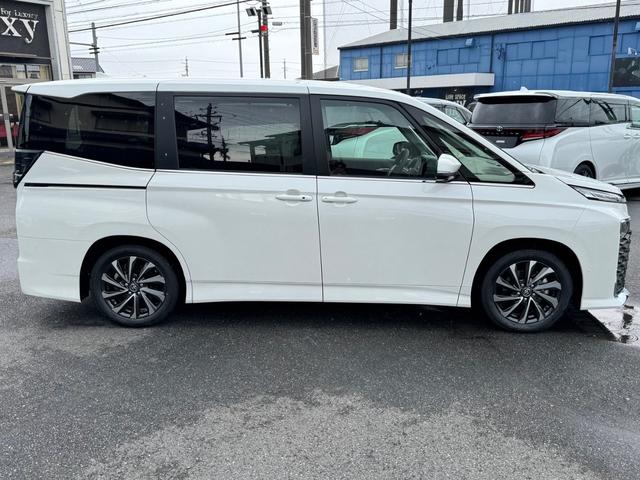 ヴォクシー ハイブリッドS-Z カイテキ利便パッケージ 改後 デジタルインナーミラー ヘッドアップディスプレイ トヨタチームメイト 10.5インチDA 三眼LEDヘッドライト パノラミックビューモニター ブラインドスポットモニター(15枚目)