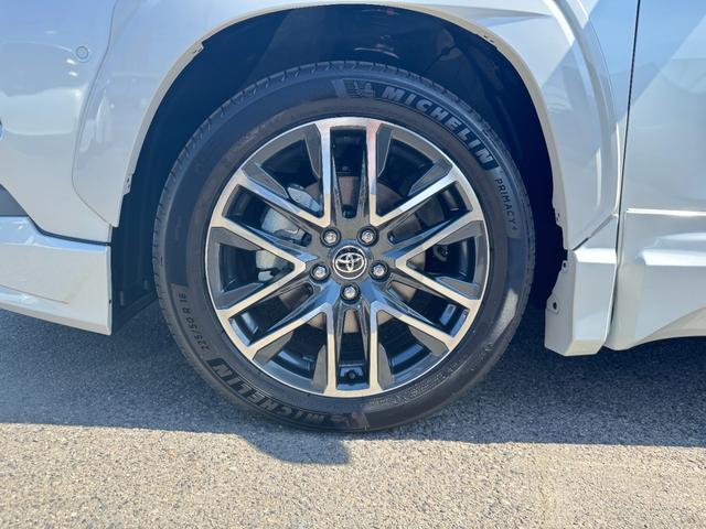 カローラクロス ハイブリッド Z モデリスタエアロ パノラマルーフ パノラミックビューモニター ブラインドスポットモニター アダプティブハイビーム ステアリングヒーター 安心降車アシスト アクセサリーコンセント ナノイーX 後期モデル(27枚目)