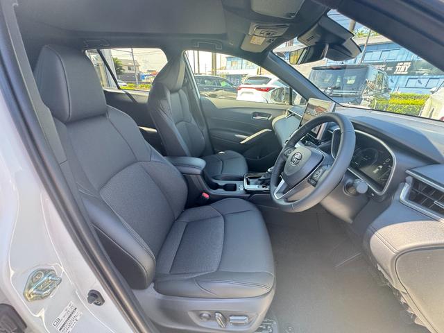 カローラクロス ハイブリッド Z モデリスタエアロ パノラマルーフ パノラミックビューモニター ブラインドスポットモニター アダプティブハイビーム ステアリングヒーター 安心降車アシスト アクセサリーコンセント ナノイーX 後期モデル(31枚目)