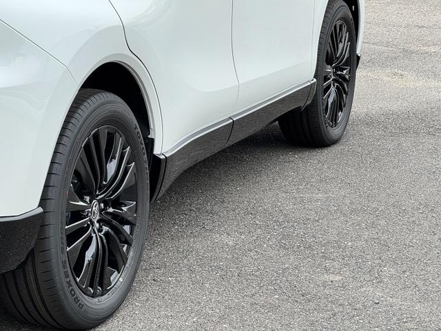 ハリアーハイブリッド Z レザーパッケージ・ナイトシェード 調光パノラマルーフ デジタルインナーミラー アクセサリーコンセント 純正12.3インチディスプレイオーディオ ブラインドスポットモニター パノラミックビュー ヘッドアップディスプレイ JBLサウンド(18枚目)