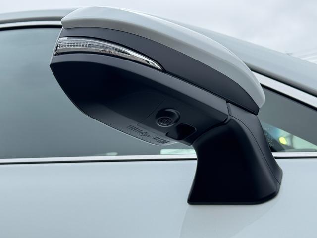 ハリアーハイブリッド Z レザーパッケージ・ナイトシェード 調光パノラマルーフ デジタルインナーミラー アクセサリーコンセント 純正12.3インチディスプレイオーディオ ブラインドスポットモニター パノラミックビュー ヘッドアップディスプレイ JBLサウンド(21枚目)